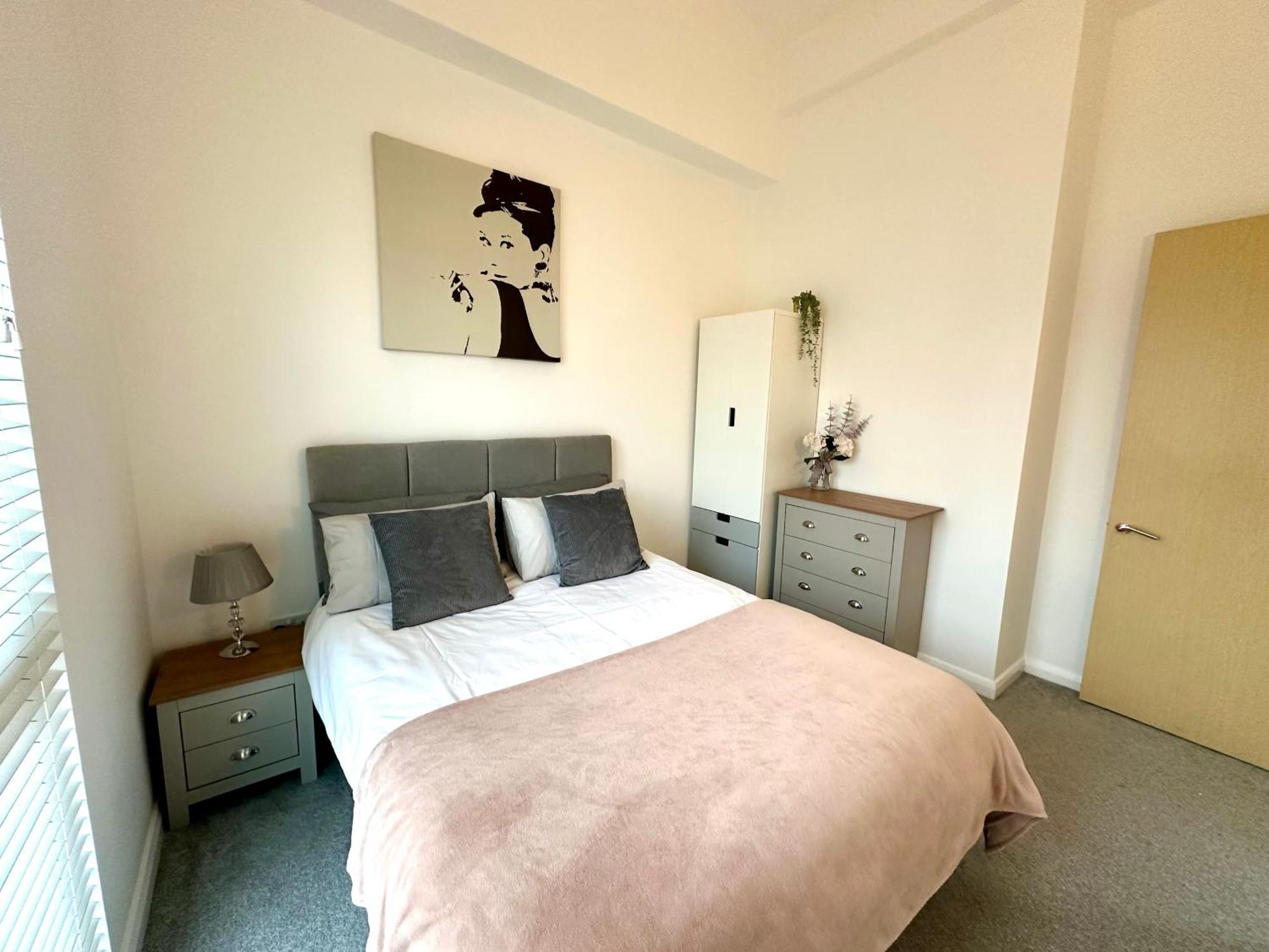Ao & Etihad Stadium 6 Guest Stay- 3 Bedroom Central House With Parking & Wi Fi Manchester Zewnętrze zdjęcie